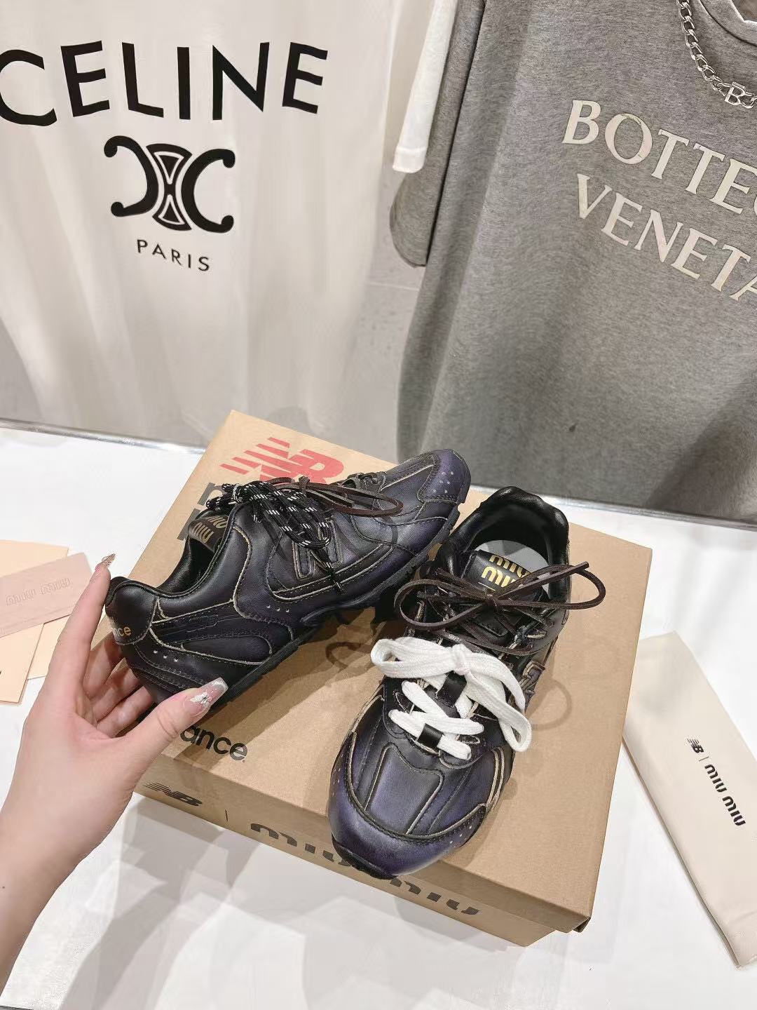NBxMIU SNEAKER 530 IN BLACK CALFSKIN - 35
