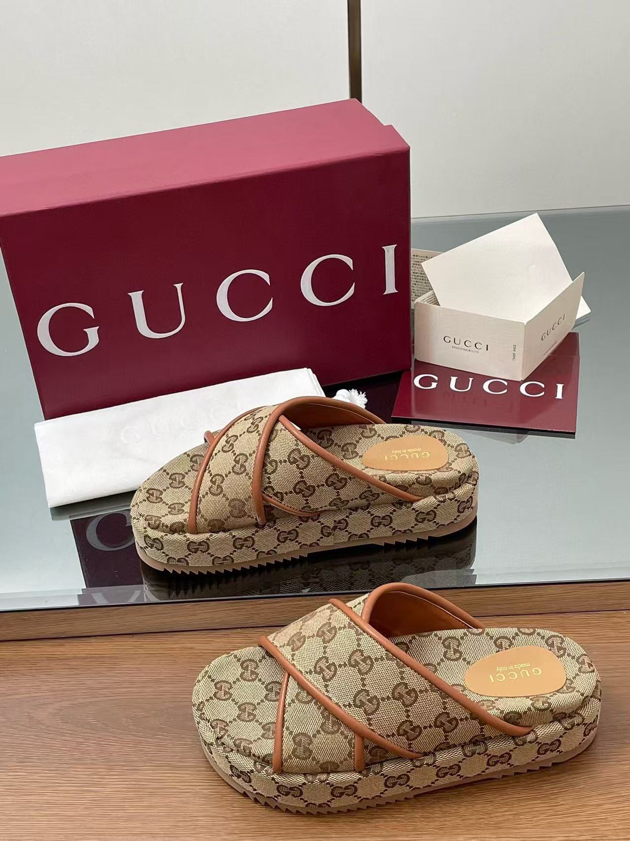 GG PLATFORM SANDALS IN BEIGE AND DARK BROWN GG CANVAS - 35