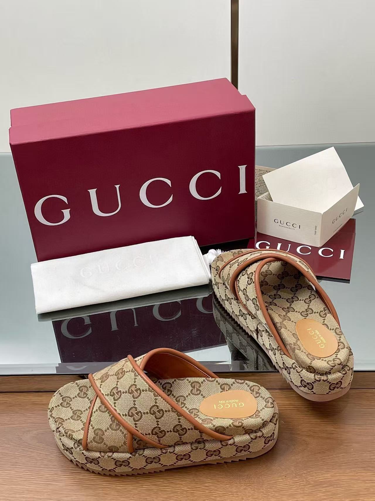 GG PLATFORM SANDALS IN BEIGE AND DARK BROWN GG CANVAS - 35