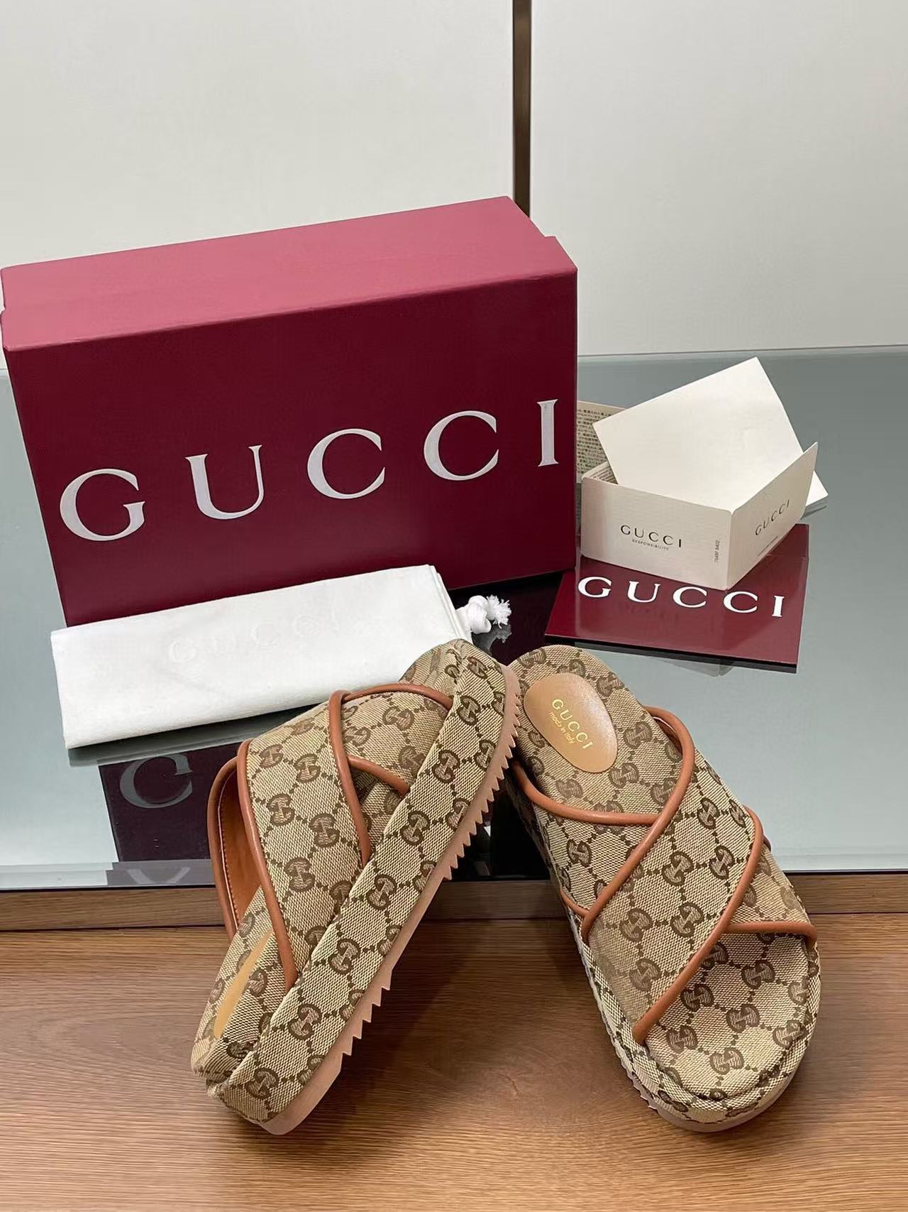 GG PLATFORM SANDALS IN BEIGE AND DARK BROWN GG CANVAS - 35