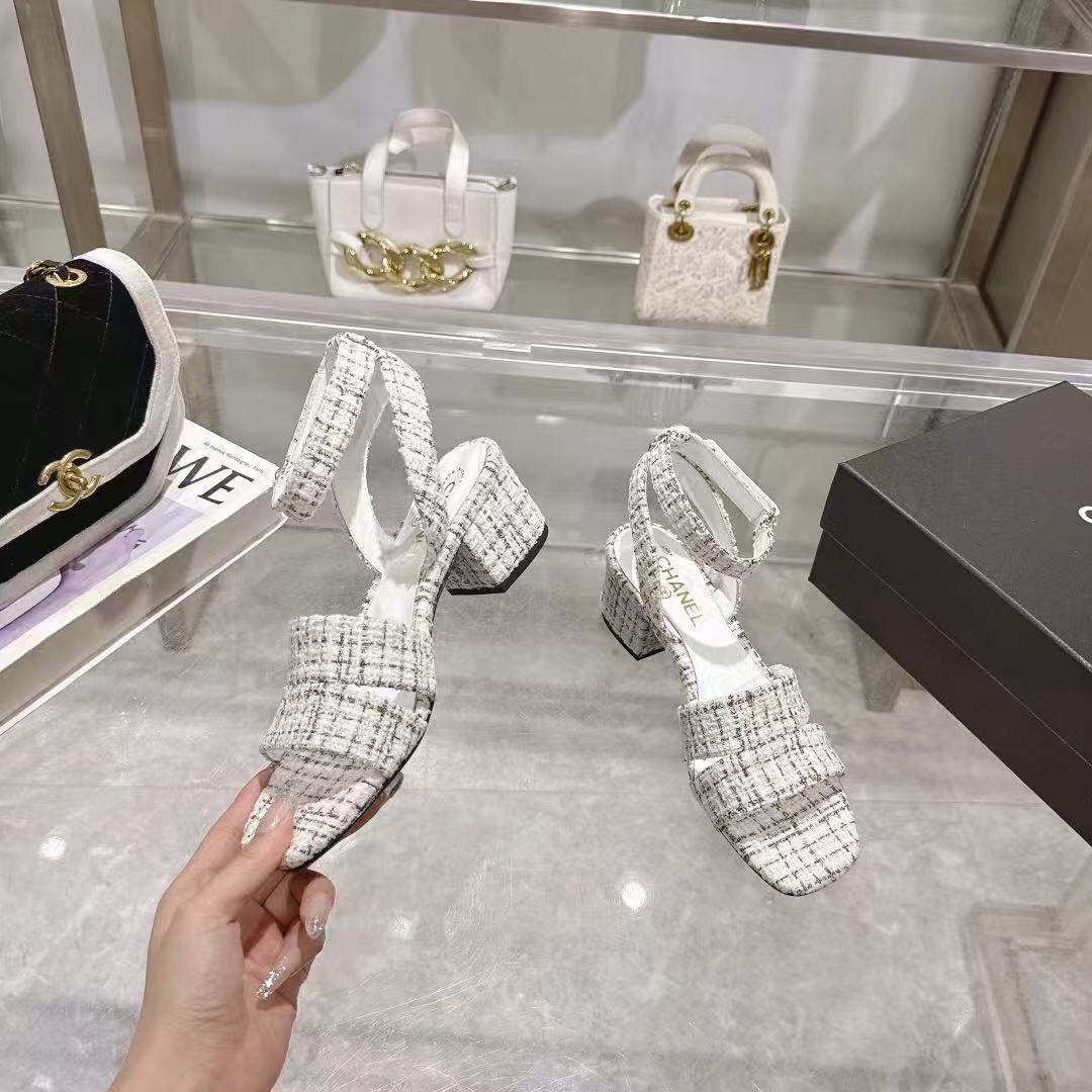 CC HIGH-HEELED SANDALS IN BLACK AND WHITE TWEED - 35