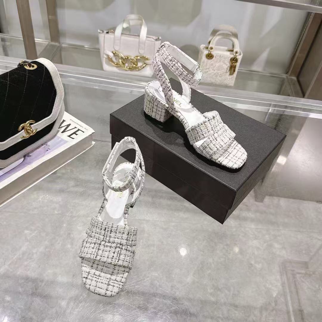 CC HIGH-HEELED SANDALS IN BLACK AND WHITE TWEED - 35