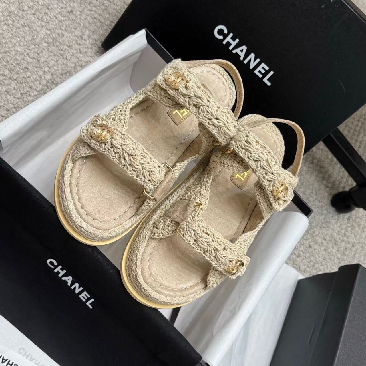 CC FOOTWEAR – BEIGE BRAIDED RAFFIA SANDALS - 35