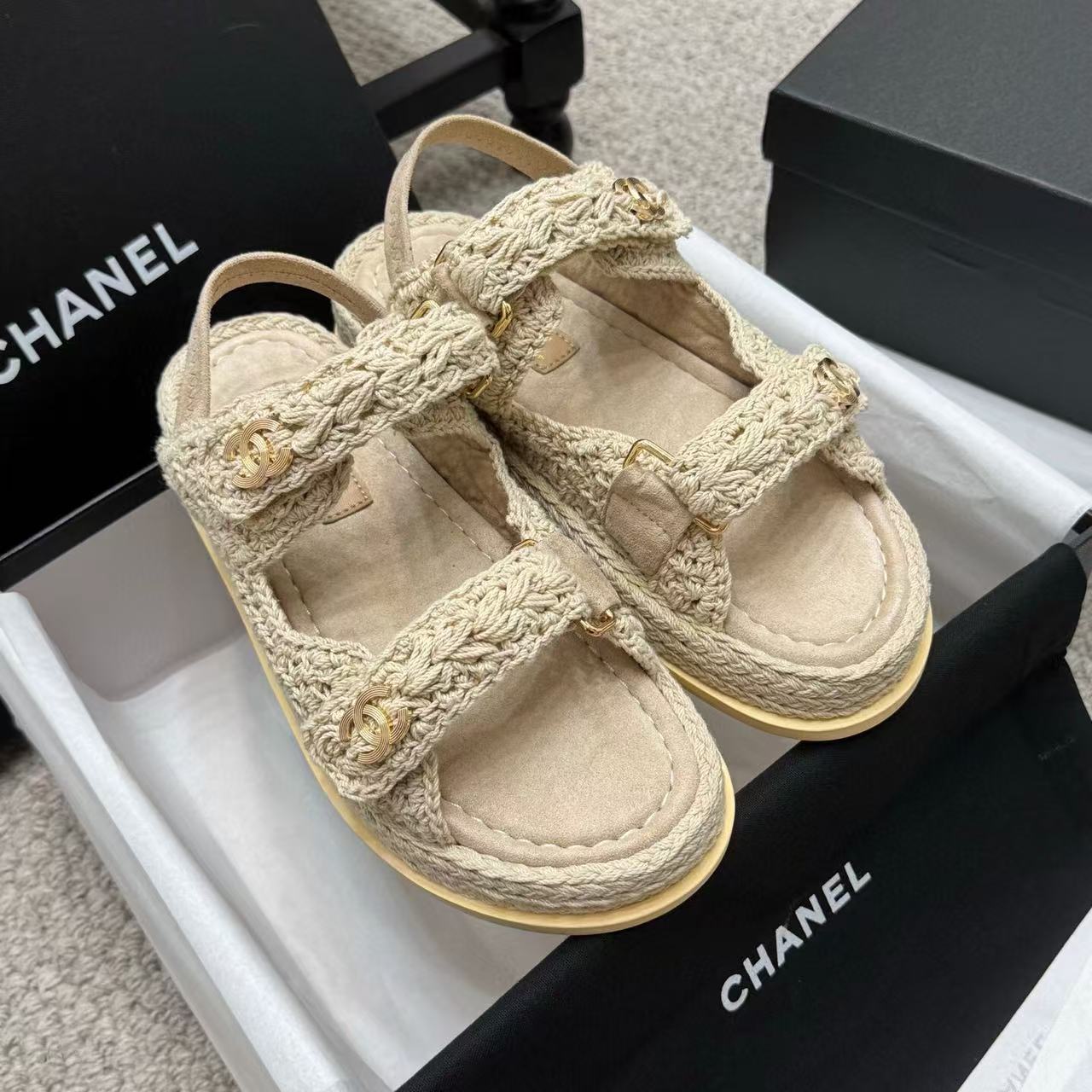 CC FOOTWEAR – BEIGE BRAIDED RAFFIA SANDALS - 35