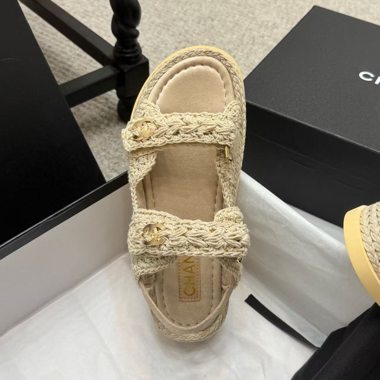 CC FOOTWEAR – BEIGE BRAIDED RAFFIA SANDALS - 35