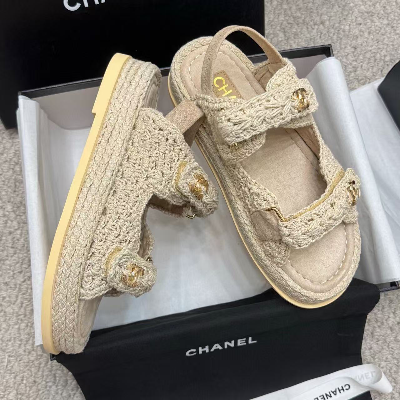 CC FOOTWEAR – BEIGE BRAIDED RAFFIA SANDALS - 35