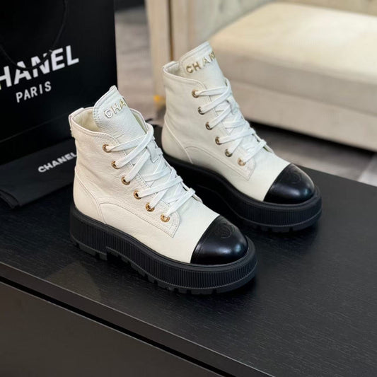 ANKLE BOOTS IN WHITE MIX BLACK CALFSKIN 936574 - 35