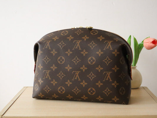 КОСМЕТИЧКА GM MONOGRAM 27 СМ З ТЕЛЯЧОЇ ШКІРИ MONOGRAM