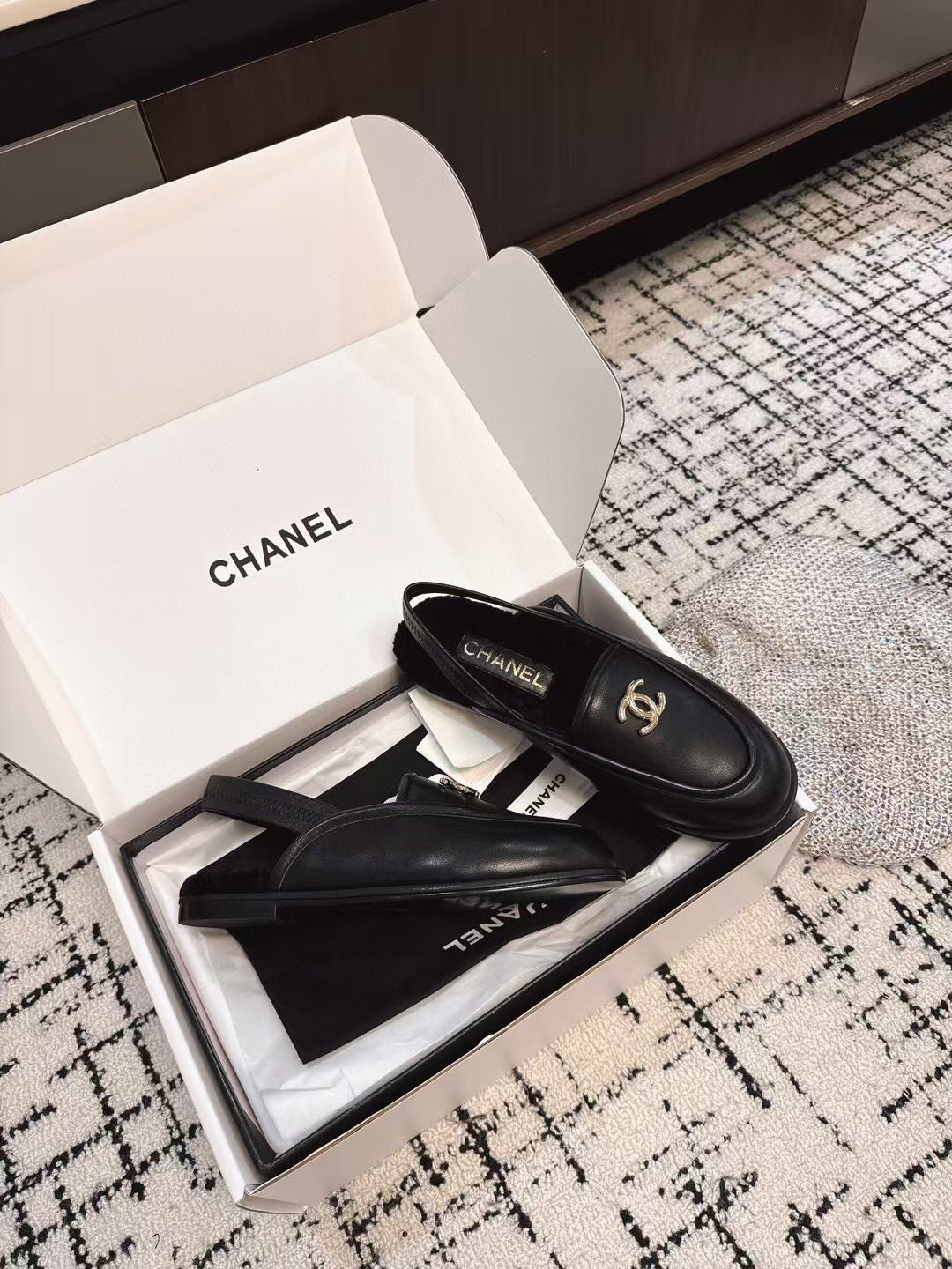 SLINGBACK LOAFER IN BLACK CALFSKIN AND SHEARLING - 35