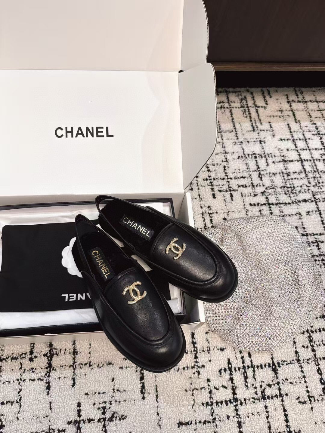 SLINGBACK LOAFER IN BLACK CALFSKIN AND SHEARLING - 35