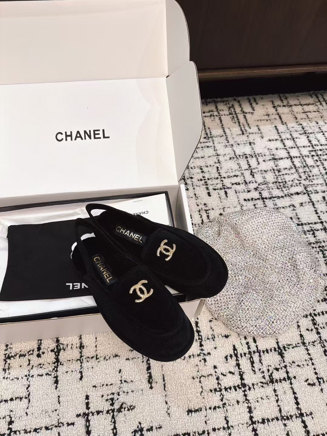 SLINGBACK LOAFER IN BLACK SUEDE AND SHEARLING - 35