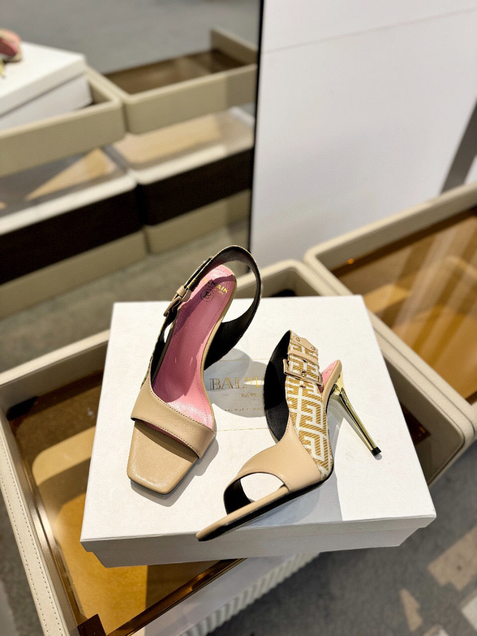 RUBY SANDALS IN BEIGE CALFSKIN AND PB LABYRINTH CANVAS - 36