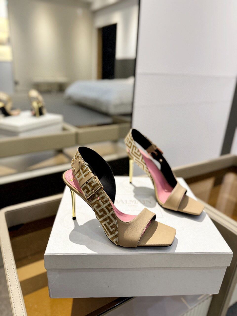 RUBY SANDALS IN BEIGE CALFSKIN AND PB LABYRINTH CANVAS - 36