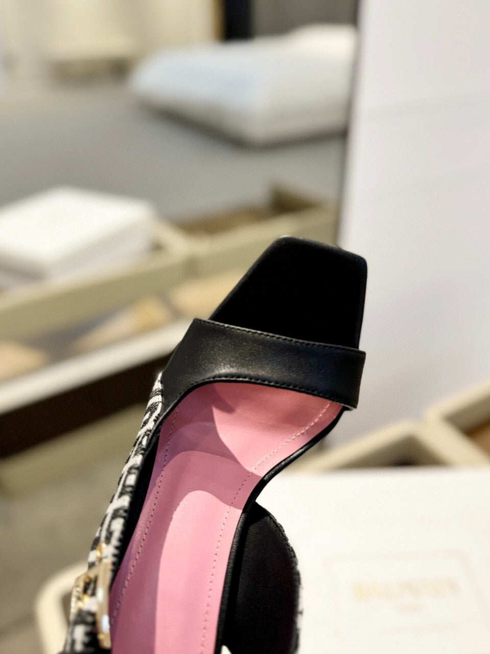 RUBY SANDALS IN BLACK CALFSKIN AND PB LABYRINTH CANVAS - 36