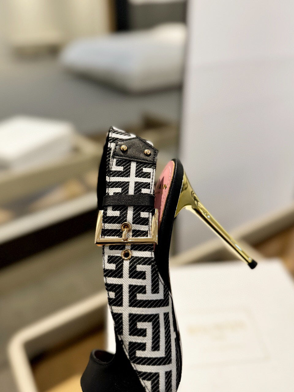 RUBY SANDALS IN BLACK CALFSKIN AND PB LABYRINTH CANVAS - 36