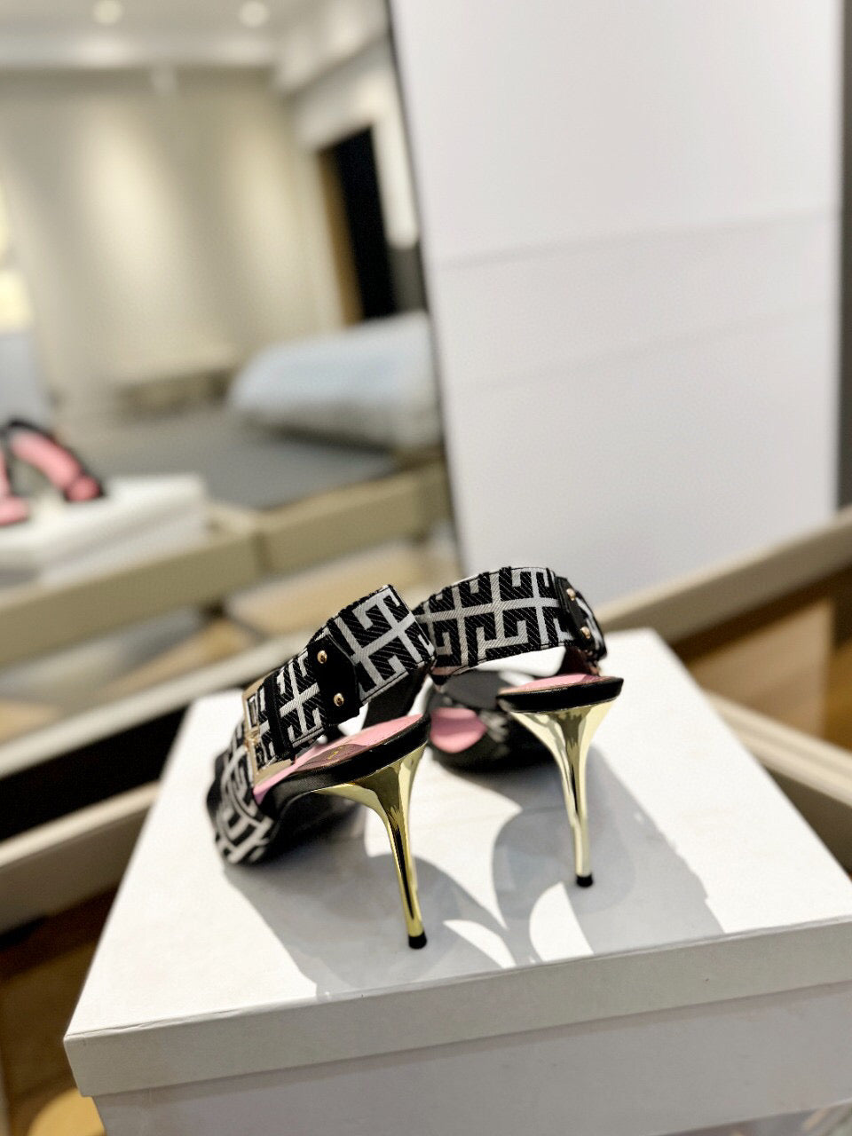 RUBY SANDALS IN BLACK CALFSKIN AND PB LABYRINTH CANVAS - 36