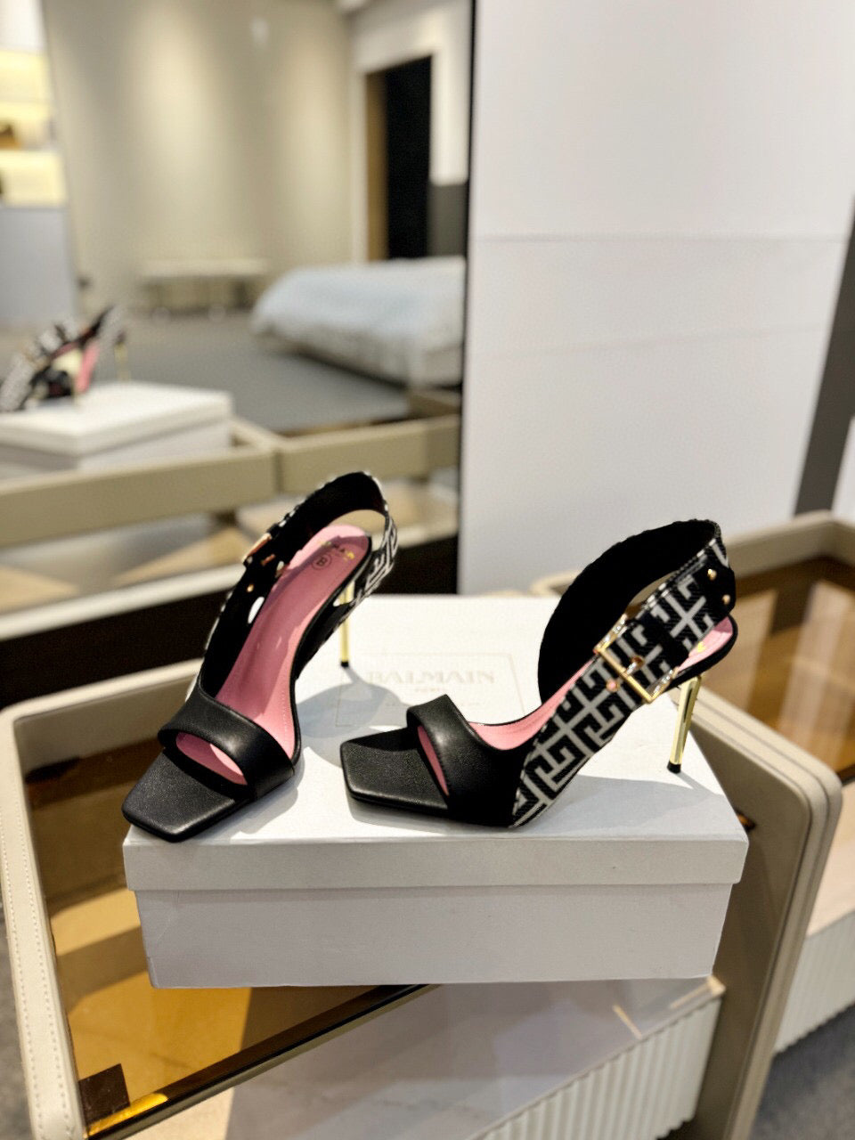 RUBY SANDALS IN BLACK CALFSKIN AND PB LABYRINTH CANVAS - 36