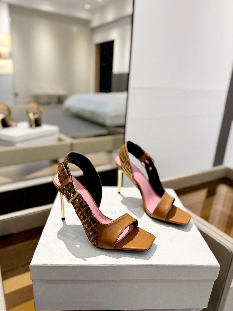 RUBY SANDALS IN BROWN CALFSKIN AND PB LABYRINTH CANVAS - 36