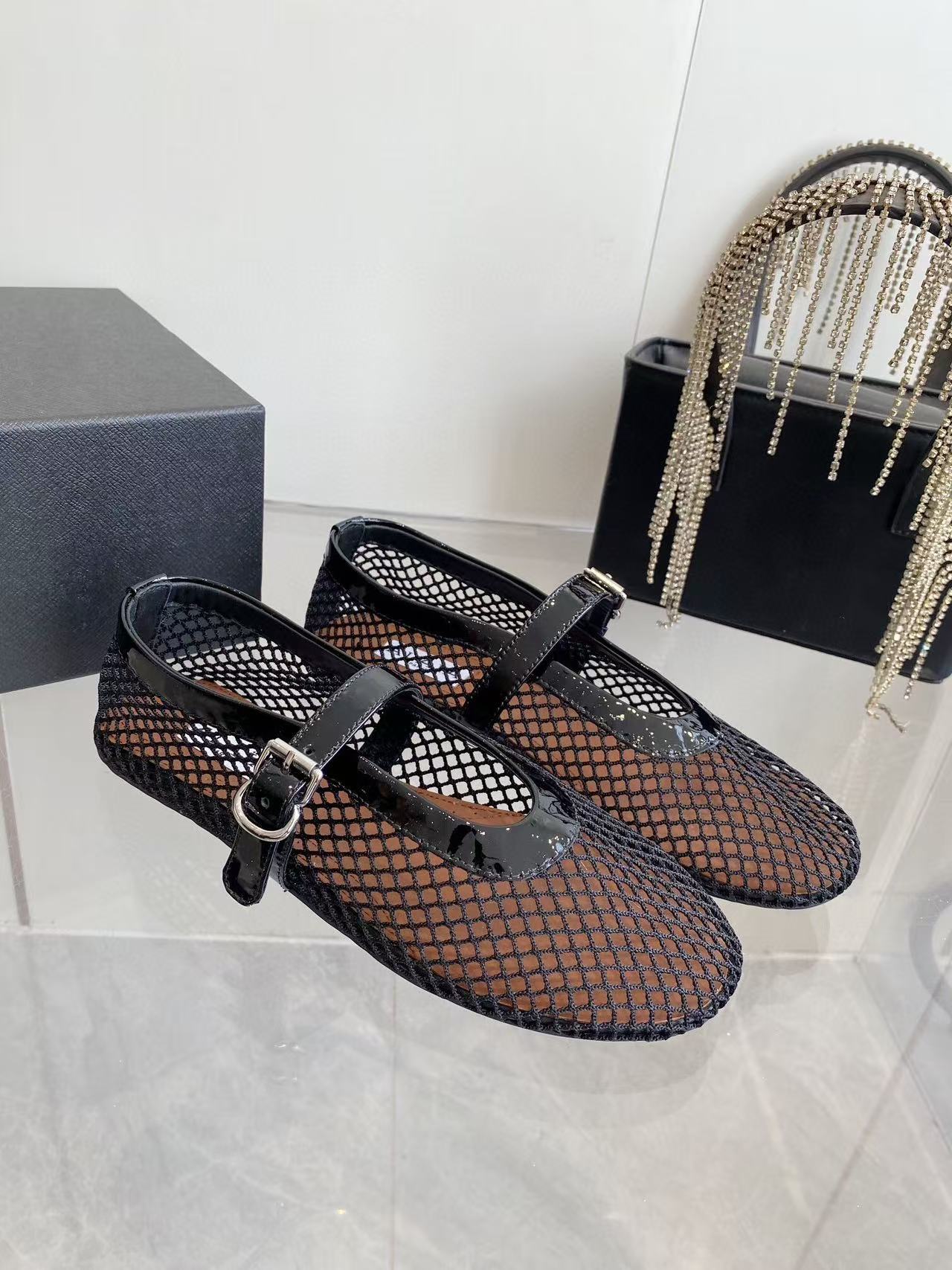 MARY JANE SHOES IN BLACK MESH AND LEATHER - 35