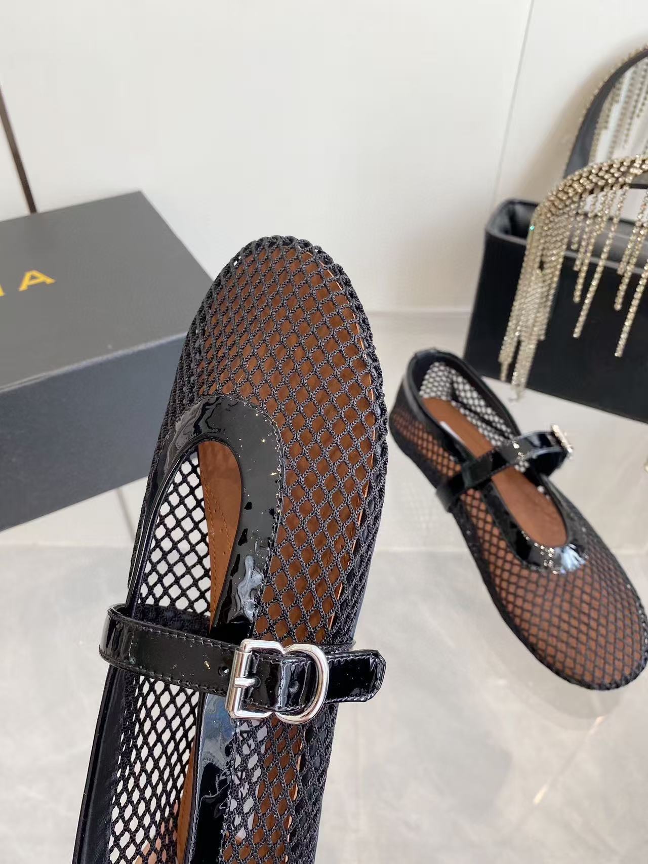 MARY JANE SHOES IN BLACK MESH AND LEATHER - 35