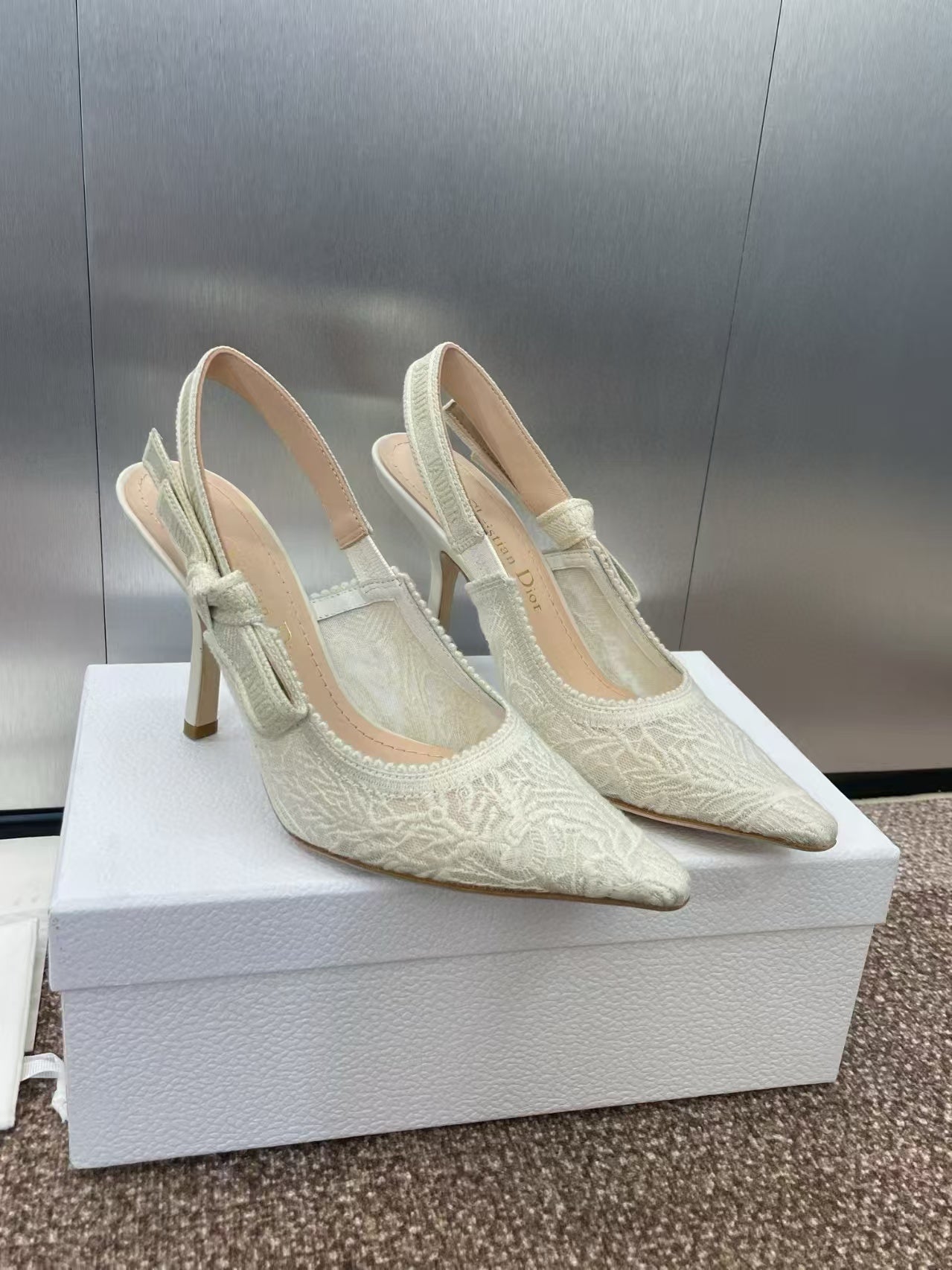J'ADIOR SLINGBACK PUMPS IN IVORY WHITE EMBROIDERED LACE - 34