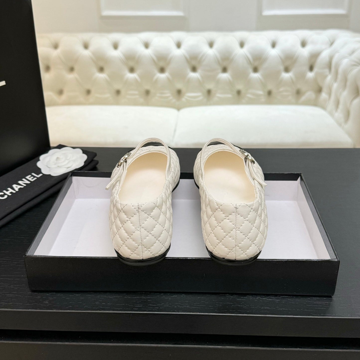 MARY JANE IN WHITE QUILTED LAMSKIN - 35