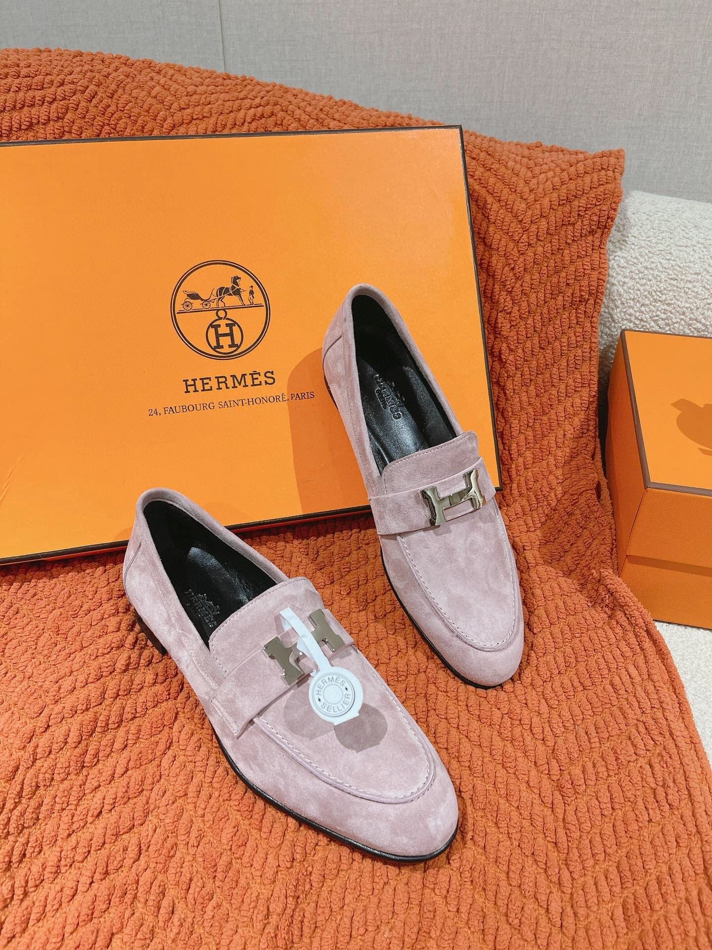 HM PARIS LOAFER IN PINK SUEDE SILVER HARDWARE - 34