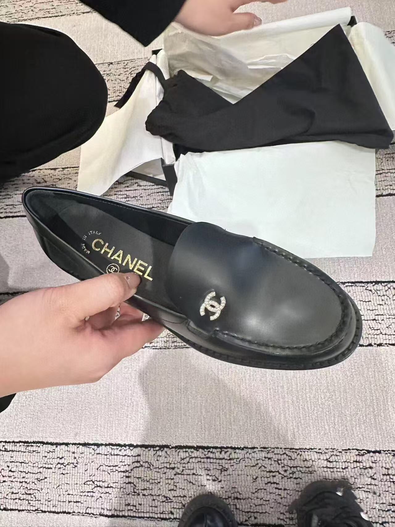 CC MOCCASINS 2025 IN BLACK CALFSKIN - 35