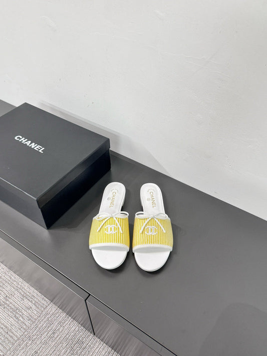 CC STRIPED SLIDE SANDALS IN YELLOW AND WHITE CANVAS - 35
