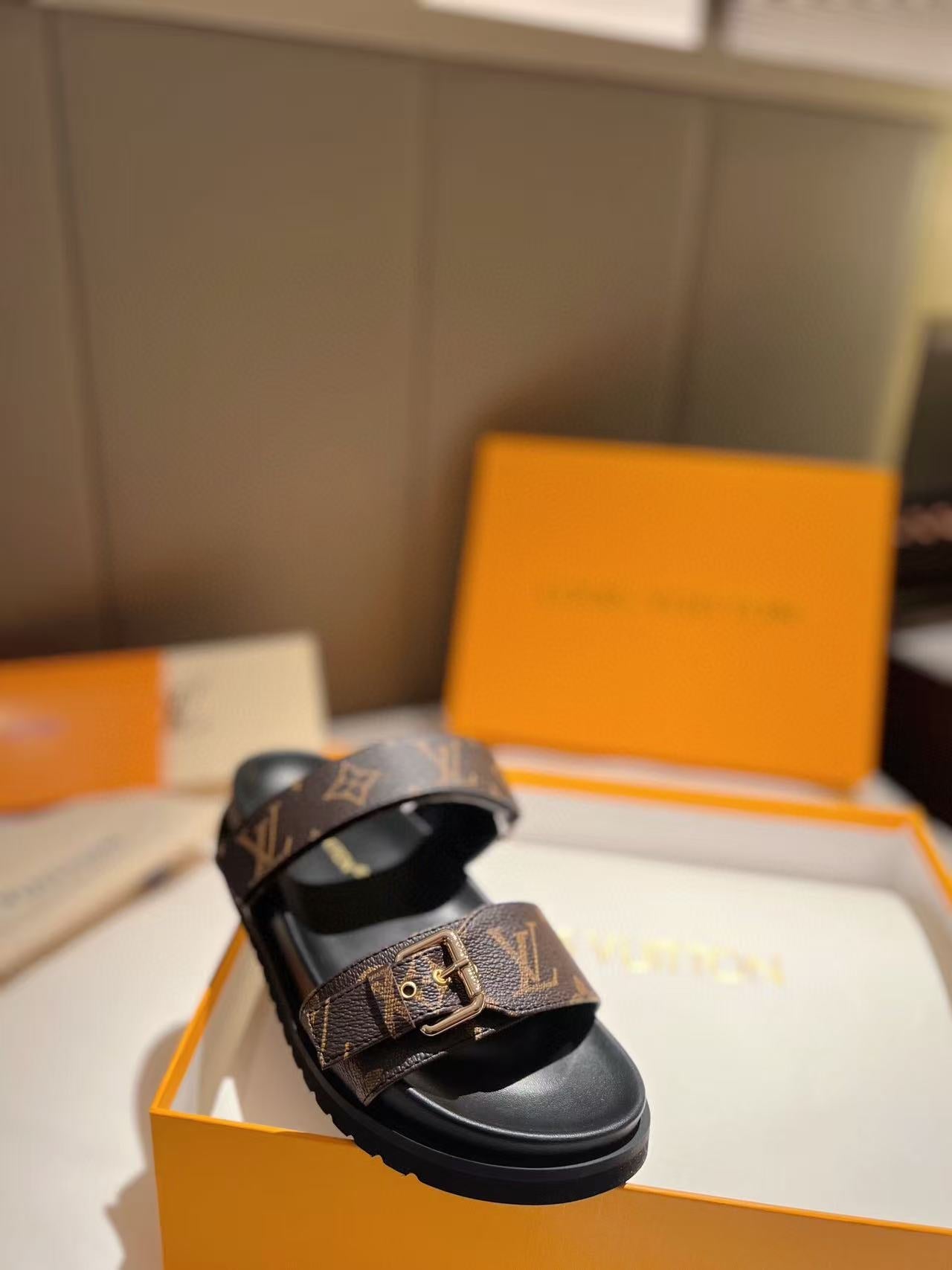 LV GOLD BUCKLE SANDALS IN BROWN MONOGRAM CANVAS - 35