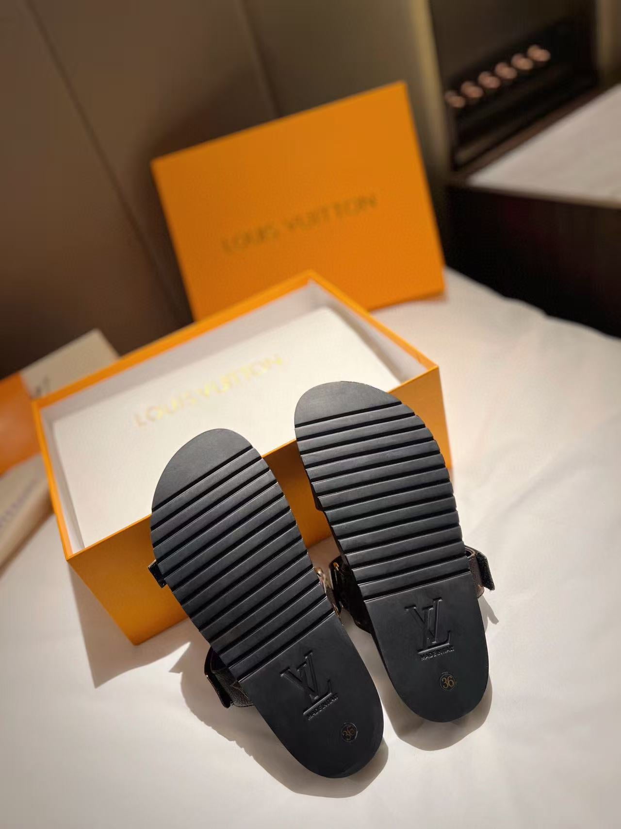 LV GOLD BUCKLE SANDALS IN BROWN MONOGRAM CANVAS - 35