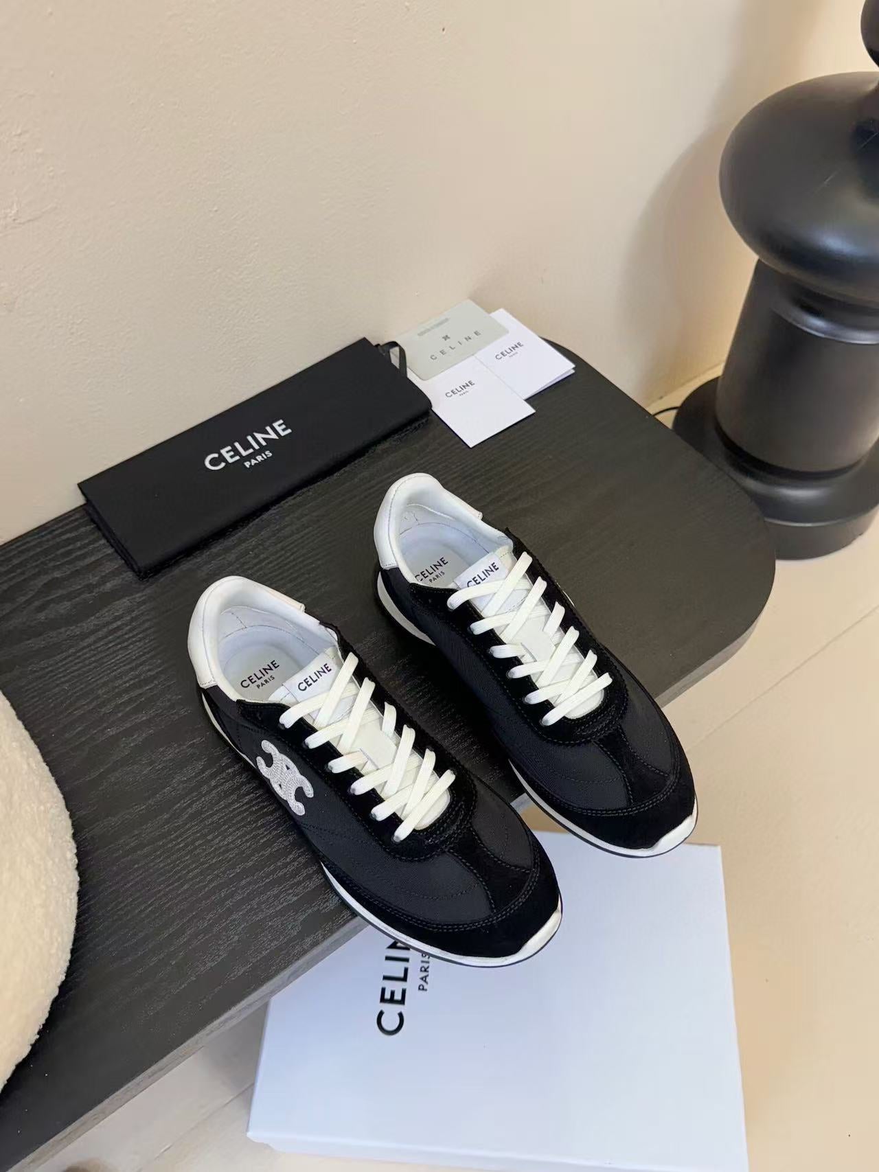 CELINE TRAINRES IN BLACK MIX WHITE SUEDE AND FABRIC - 35