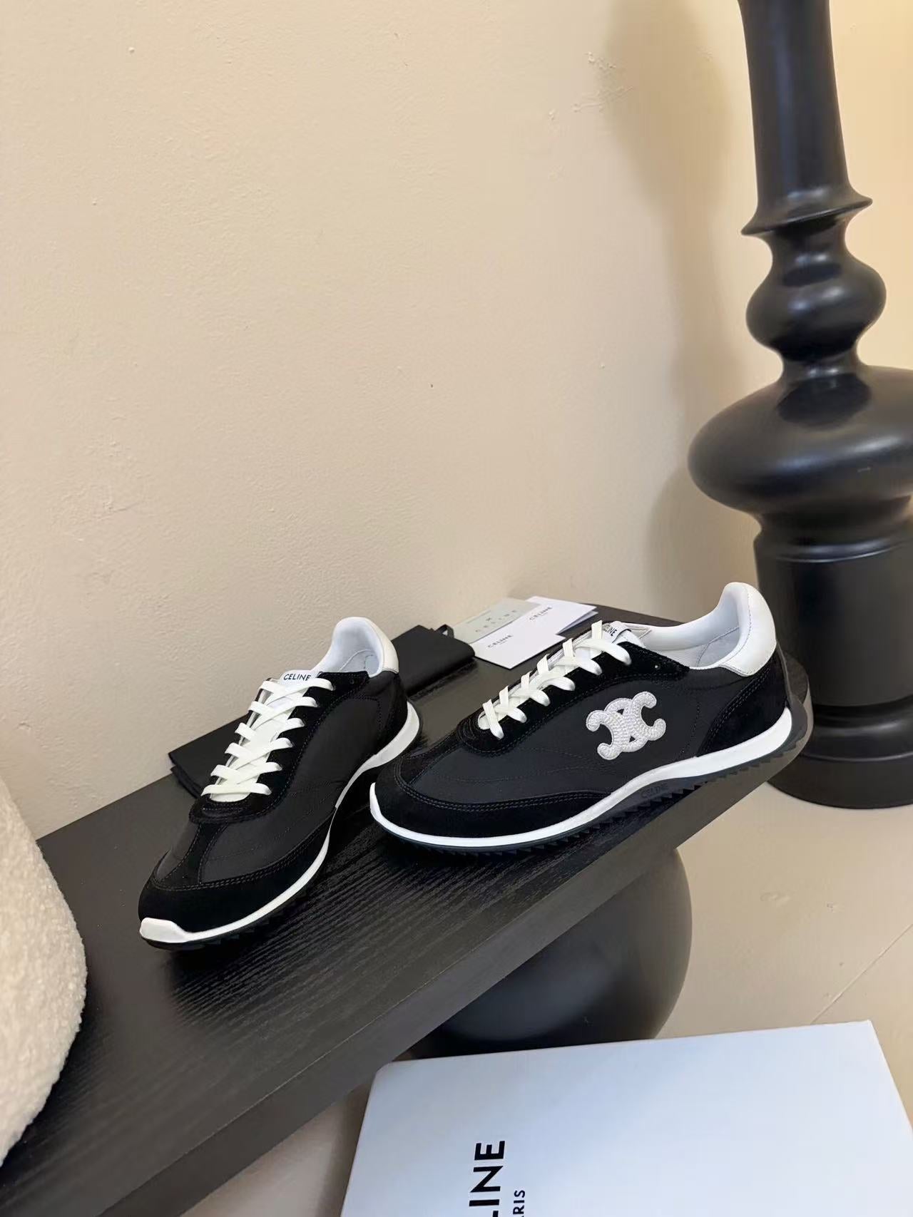 CELINE TRAINRES IN BLACK MIX WHITE SUEDE AND FABRIC - 35