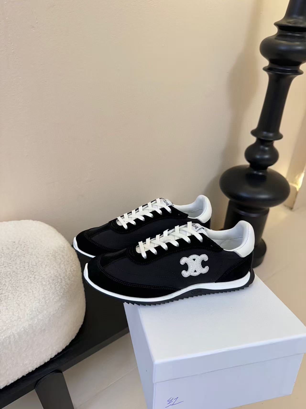 CELINE TRAINRES IN BLACK MIX WHITE SUEDE AND FABRIC - 35