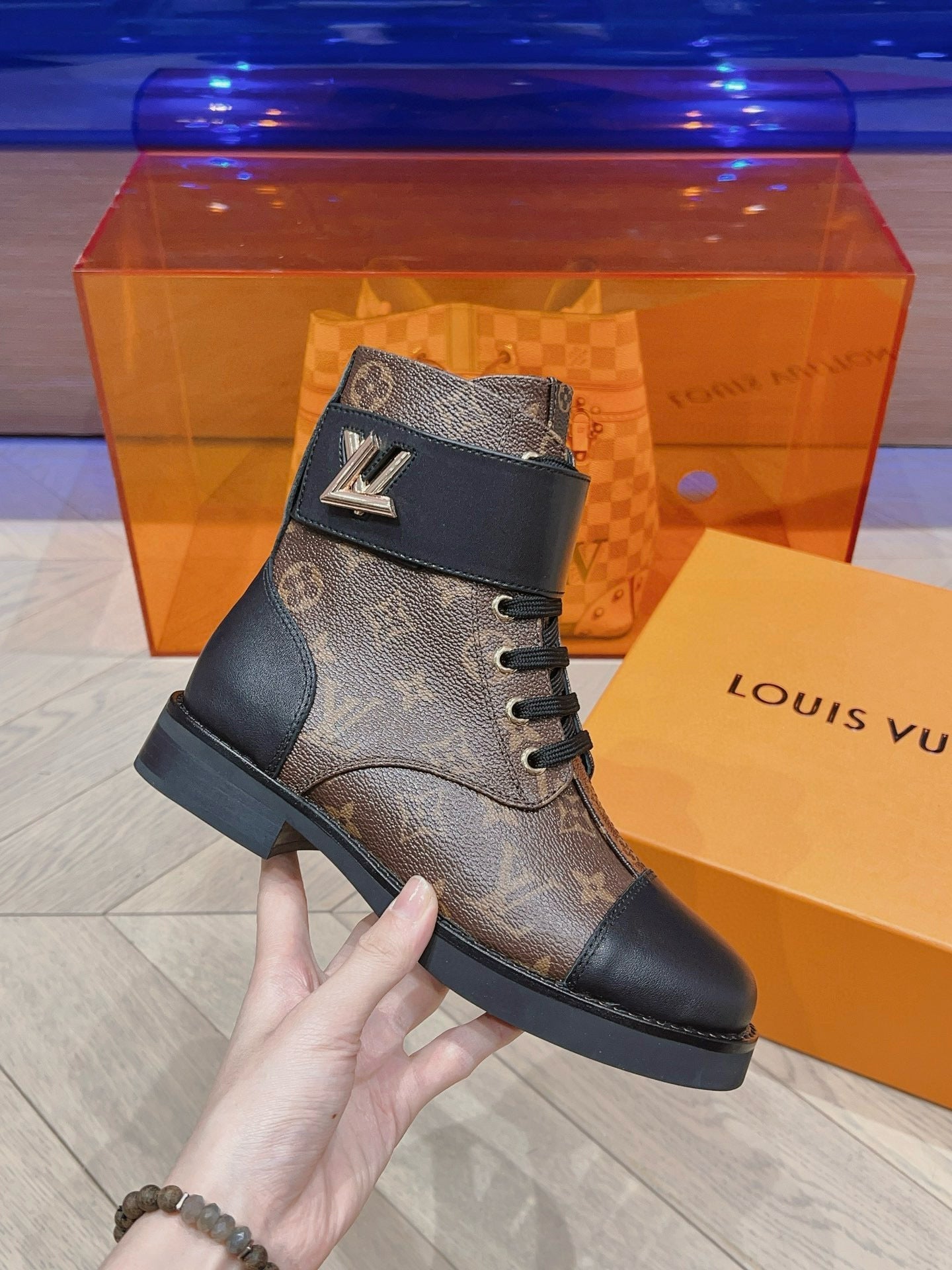 LV BOOTS IN BROWN MONOGRAM CANVAS MIX CALFSKIN - 35