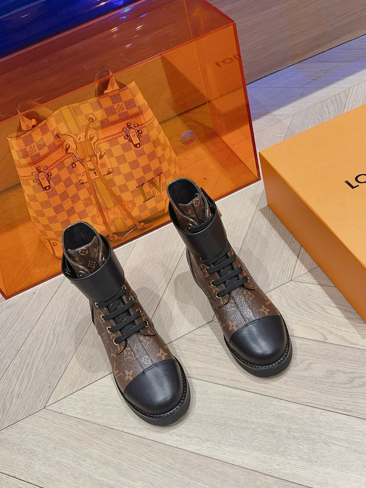 LV BOOTS IN BROWN MONOGRAM CANVAS MIX CALFSKIN - 35