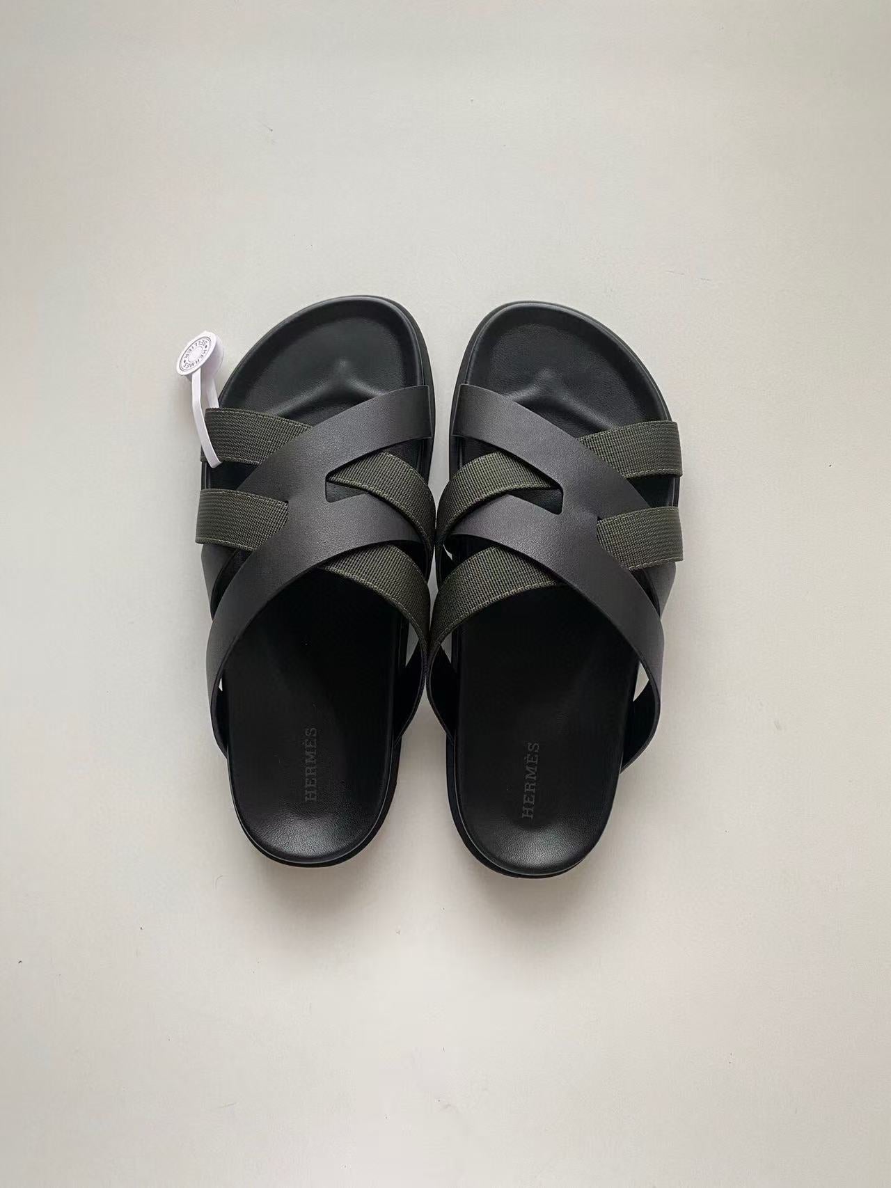 HM SLIDES IN BLACK AND DARK GREEN FABRIC - 38