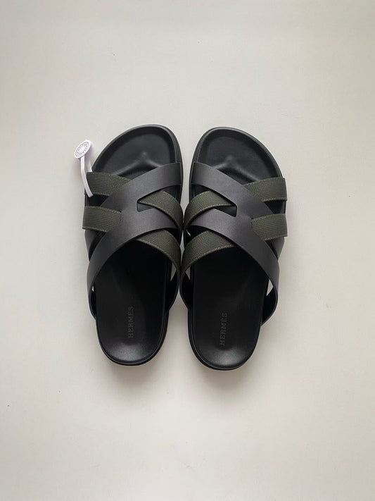 HM SLIDES IN BLACK AND DARK GREEN FABRIC - 38