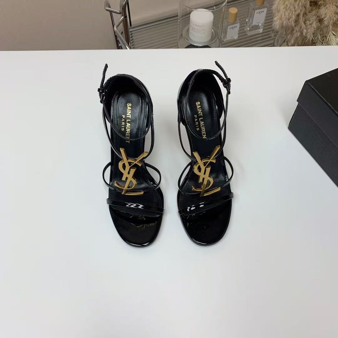 HIGH HEEL SANDALS IN BLACK CALFSKIN GOLD HARDWARE - 35