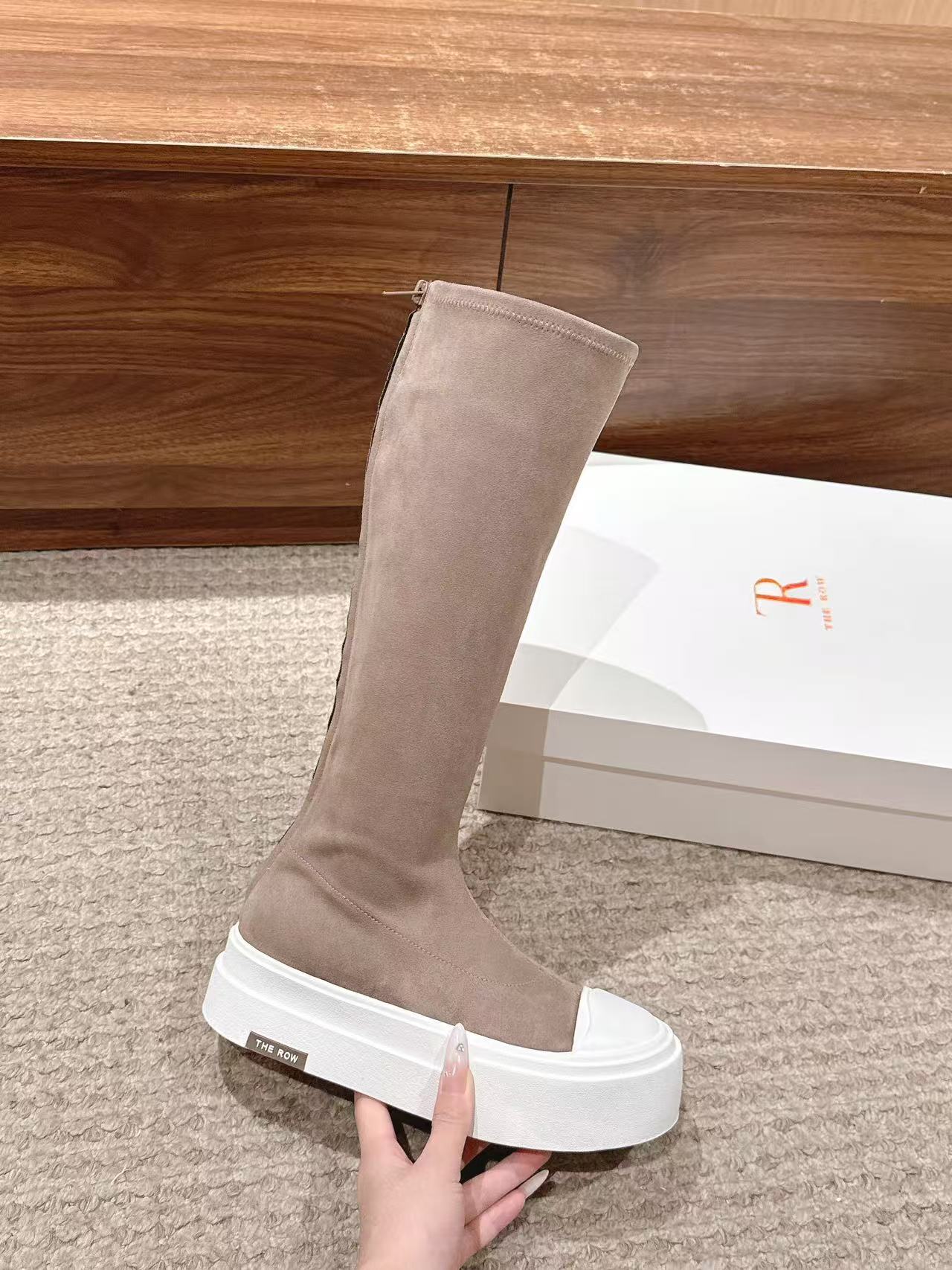 THE ROW HIGH BOOTS IN DARK BEIGE SUEDE - 35