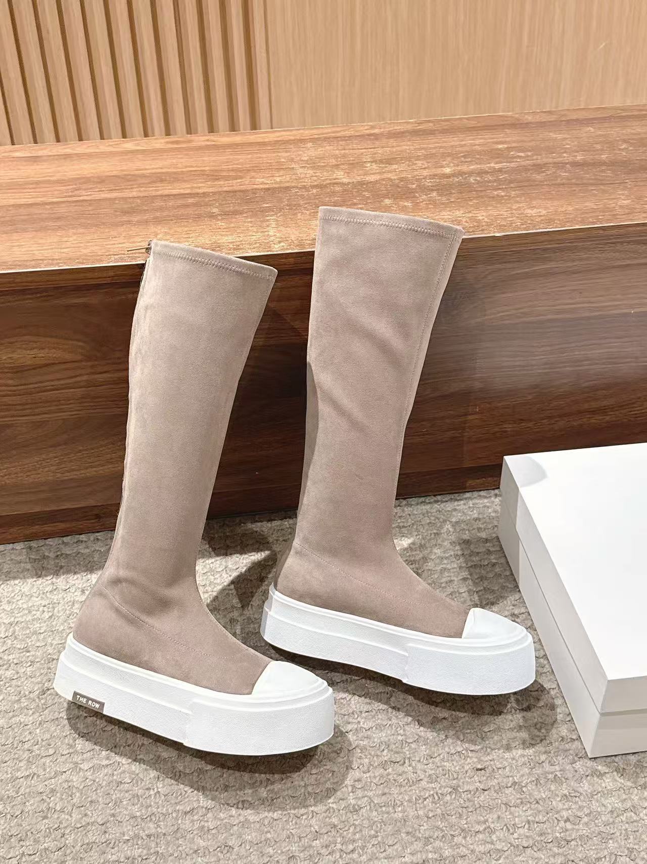 THE ROW HIGH BOOTS IN DARK BEIGE SUEDE - 35