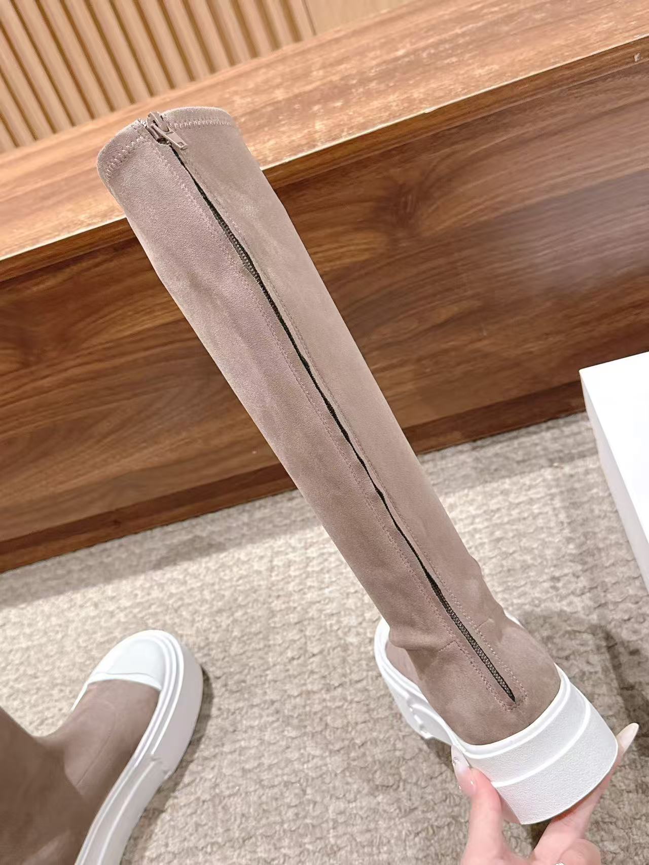 THE ROW HIGH BOOTS IN DARK BEIGE SUEDE - 35