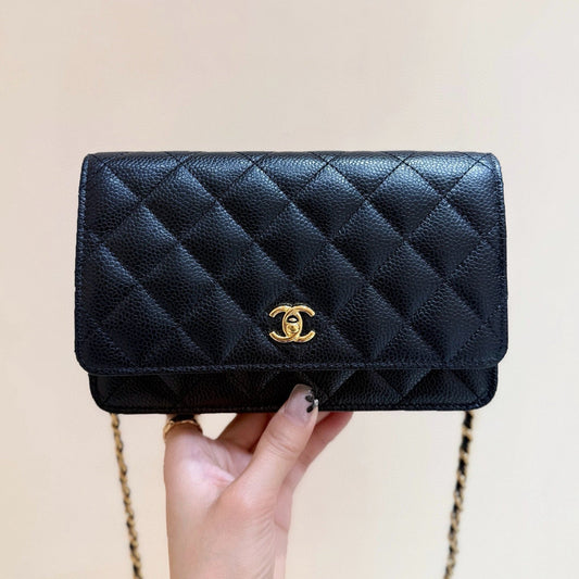 CHANEL 25S MINI FLAP BAG 19 З ЧОРНОЇ ТЕЛЯЧОЇ ШКІРИ ІЗ ЗОЛОТОЮ ФУРНІТУРОЮ