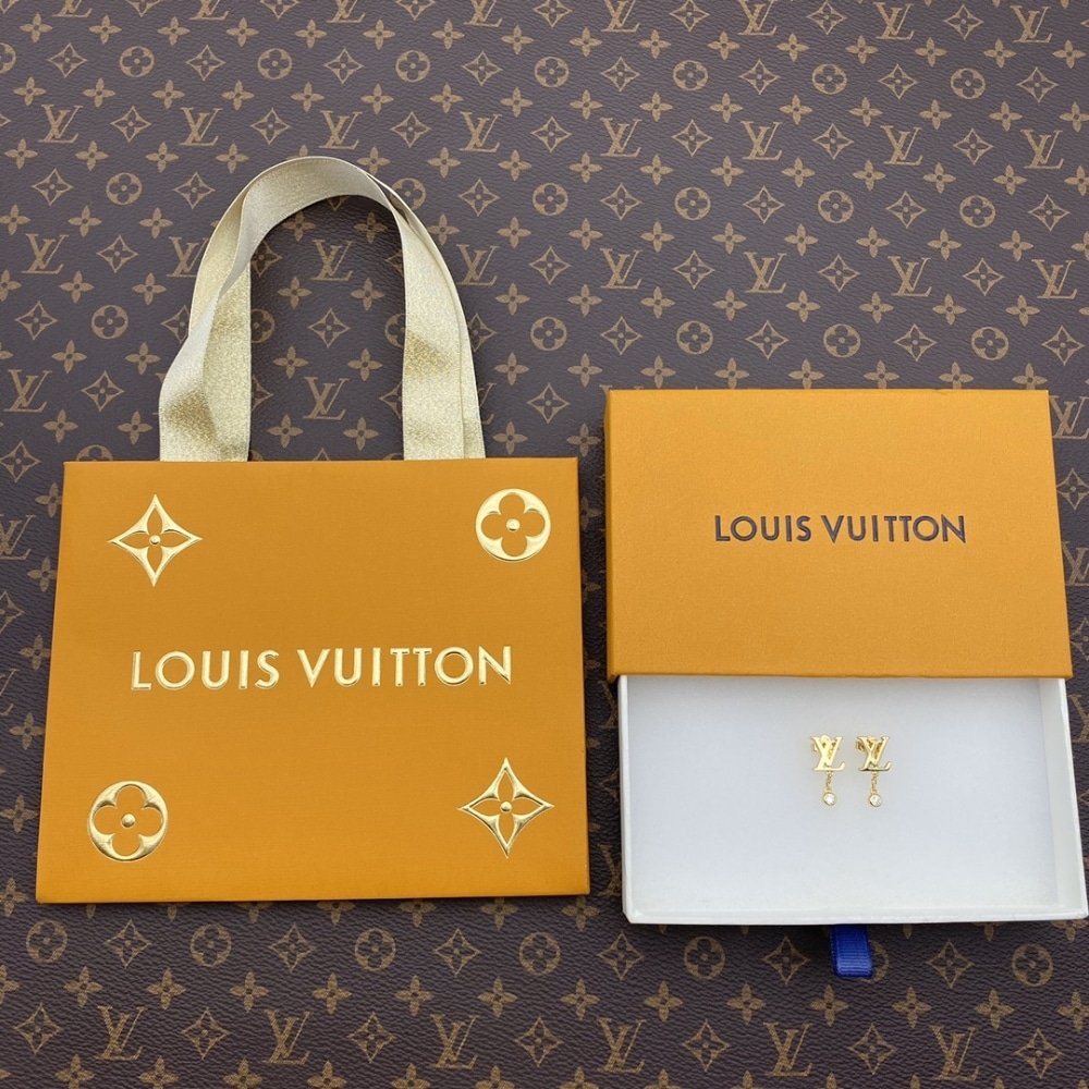 Louis Vuitton Idylle Blossom LV Ear Stud Q96495