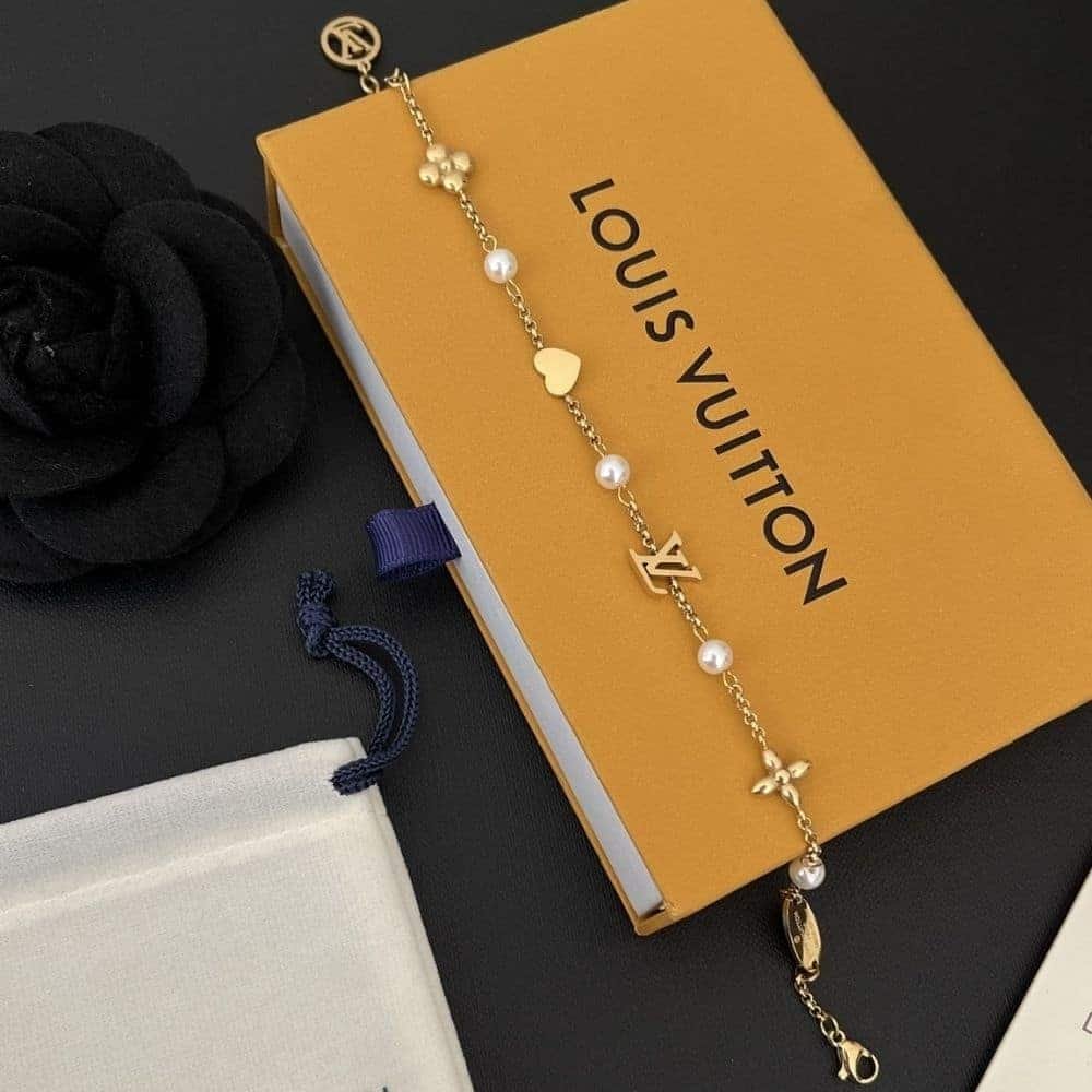 Louis Vuitton Heart Bracelet M1105A