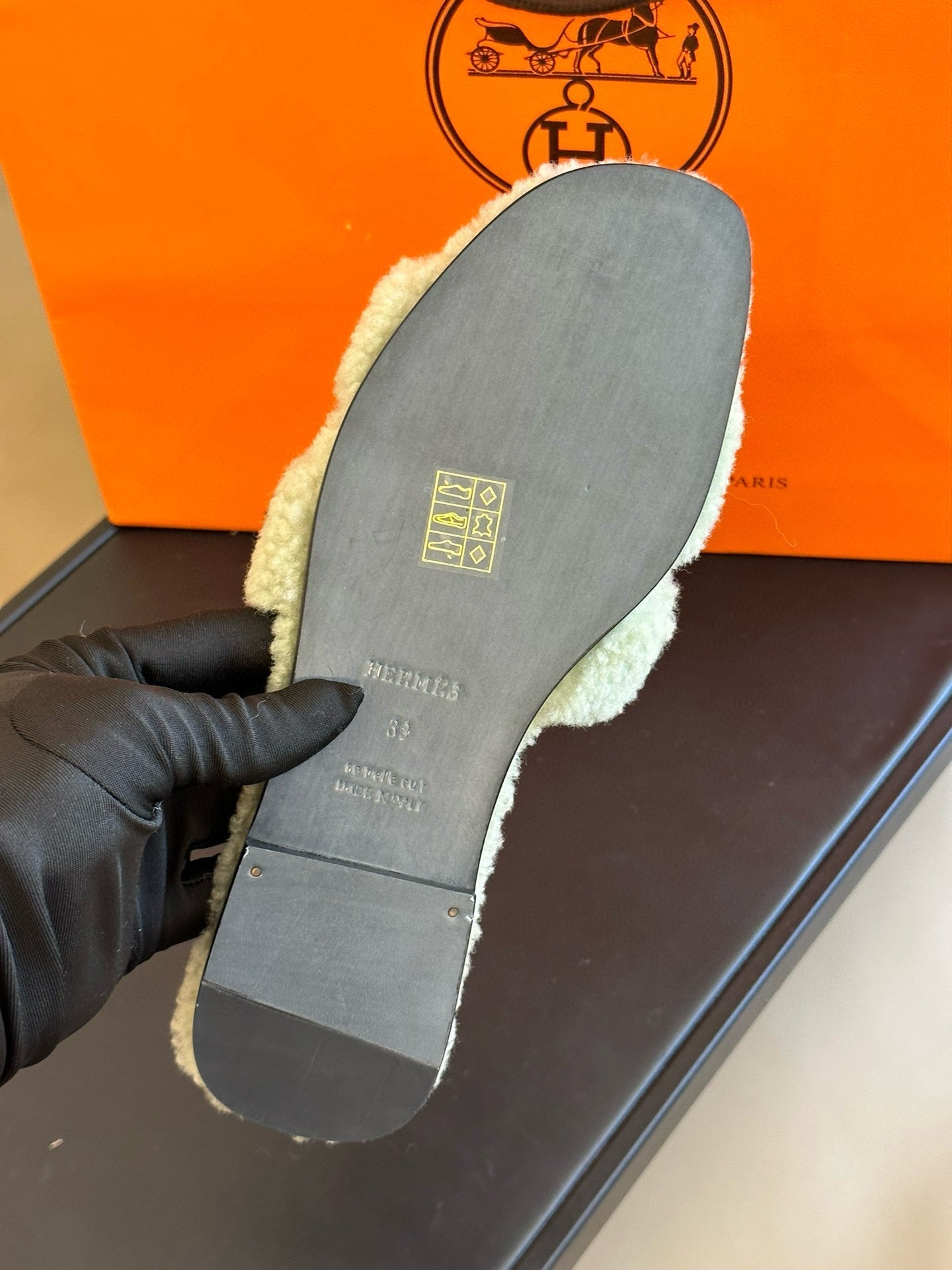 0RAN SANDAL SHEARLING LIGHT GREEN - 35