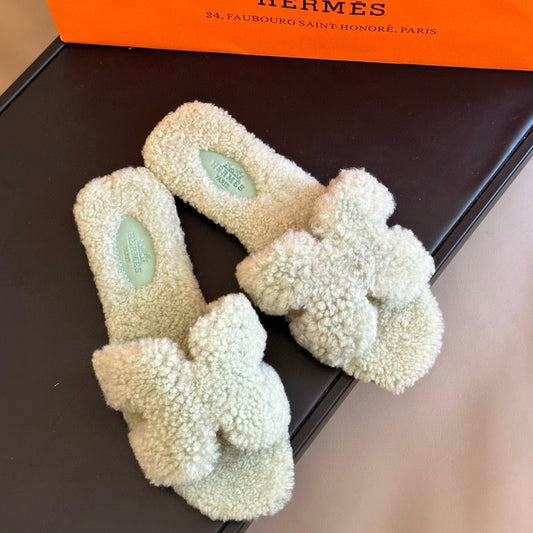 0RAN SANDAL SHEARLING LIGHT GREEN - 35