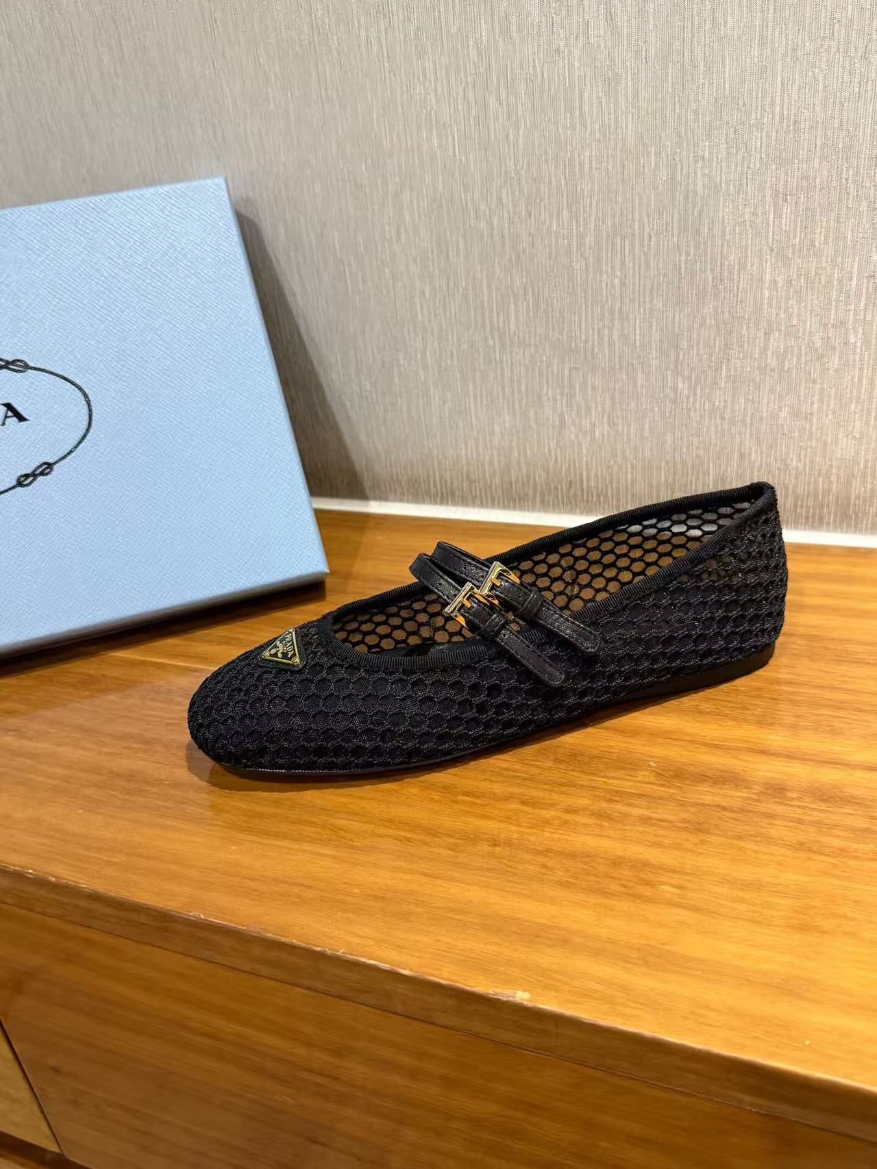 BALLERINAS BALLET FLATS IN BLACK MESH FABRIC - 35