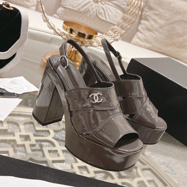sandals chocolate patent crumpled lambskin - 35