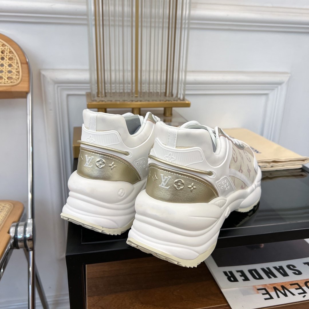 LV RUN 55 SNEAKER BEIGE - 35